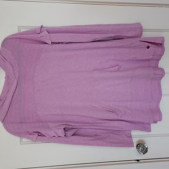 Livi Active Mesh Yoke Hoodie w/ Ruffles - Picture 2 of 12